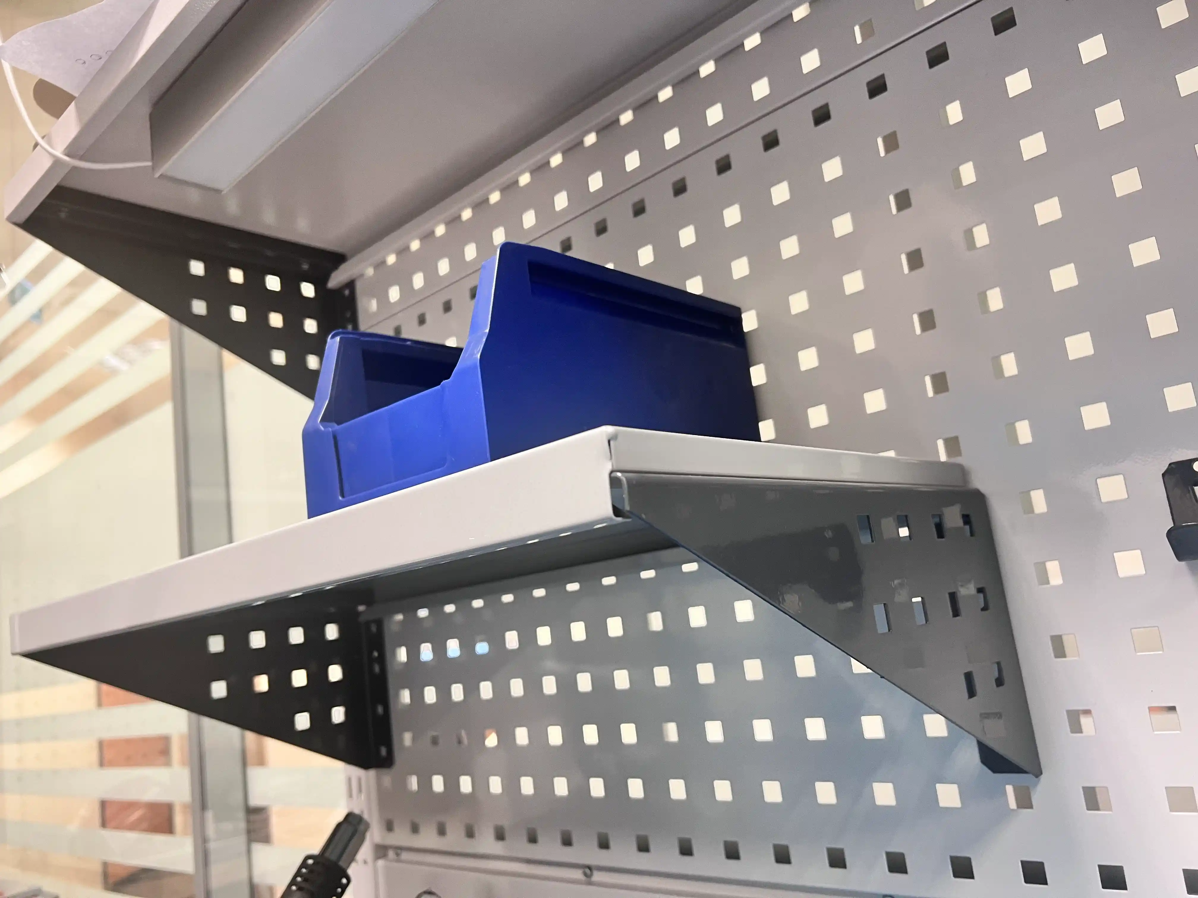 CTR 1402.S7L6.4 Верстак слесарный 1055x1393x743 мм